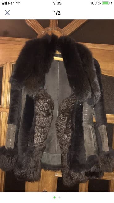 Коричневая натуральная дубленка. В отлтчном состоянии. Размер