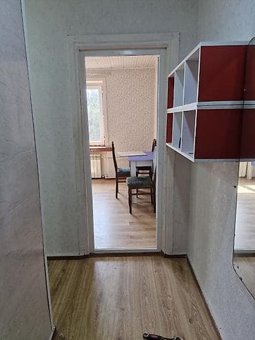 kiraya: İcarəyə verilir: işıqlı bir otaqdan 2 otaga duzelib - Geniş və işıqlı — 5