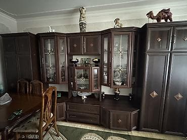 Qonaq otağı üçün böyük divar mebeli (modul vitrin və şkaf komplekti) — 1