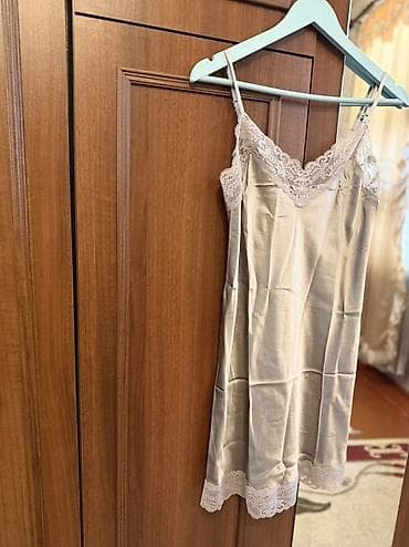 Intimissimi atlas kombinezon (slip) 100% silk yeni kolleksiya istifadə — 2