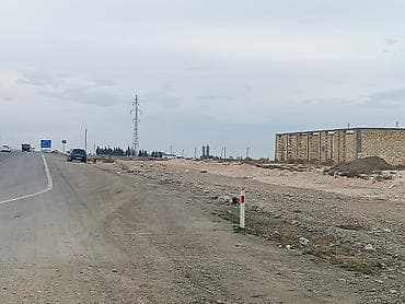 ofis kirayə: Suyu 75 durbaynan çəkilib öz adımadi 15 sotun içində tikilib 2 — 5