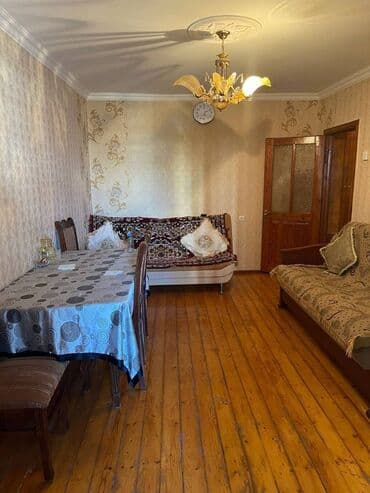 məhlə evi: Bakı, 2 otaqlı, Köhnə tikili, m. Qara Qarayev, 40 kv. m — 1