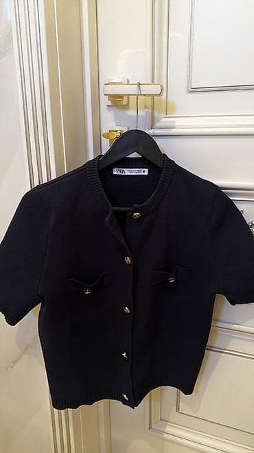 ZARA qadın cardiganı - Model: qısaqol, düyməli cardigan - Rəng: tünd