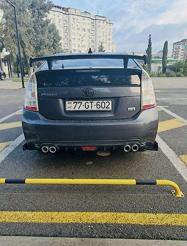 Toyota Prius: 1.8 l | 2015 il Hetçbek — 4