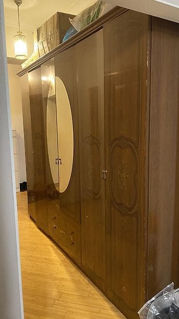 qab dolabi: 4 qapılı, Güzgülü, Qəhvəyi, Taxta, Açılan, Düz dolab — 1