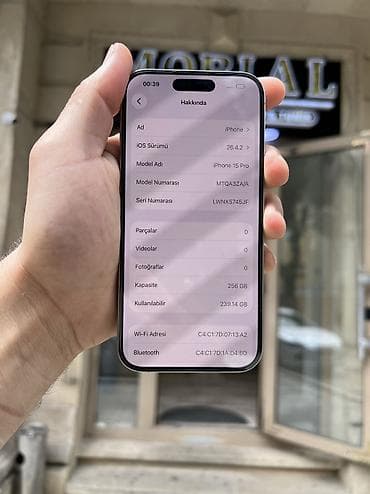 iphone dubay qiymetleri: IPhone 15 Pro, 256 GB, Natural Titanium, Zəmanət, Simsiz şarj, Face ID — 3