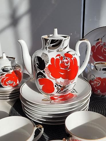 mis caydan: Çay dəsti, rəng - Qırmızı, Farfor, SSRİ — 4