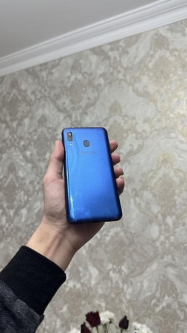 samsunq a: Samsung Galaxy A20, 32 GB, rəng - Mavi, İki sim kartlı — 4
