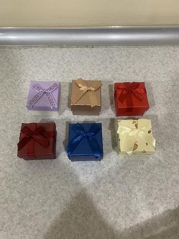 Hədiyyə qutuları dəsti - Kiçik ölçülü dekorativ hədiyyə qutuları — 3