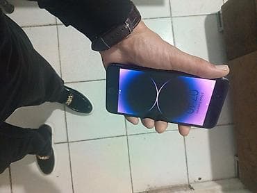 IPhone 8 Plus, Qara, Barmaq izi