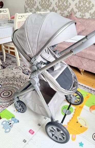 usaq sirqalari ve qiymetleri: Kalyasqa Kidilo brendi. yeniden seçilmir.sumkasida var Qiymet 110 azn — 2