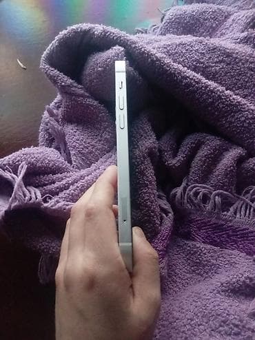 Metasalam l korpuslu smartfon Xüsusiyyətlər: - Düz, kənarları kəsik