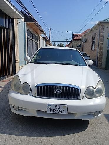 sam diskler: Hyundai Sonata sedan – ağ rəng, 4 qapı, ön və arxa duman faraları — 2