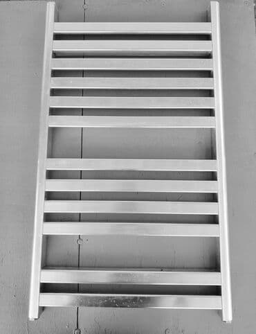 mal əti qiyməti: Dəsmalqurudan (suşilka). Materialı parlaq aluminium. Qoşulub amma — 1