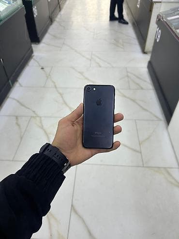 nar nömrə qiymətləri: IPhone 7, 32 GB, Qara, Barmaq izi — 2