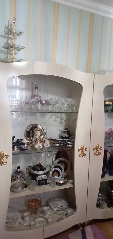 rus hamami bakida: Iki ədədi yenidir iksi 400 1ədədi 200 m — 3