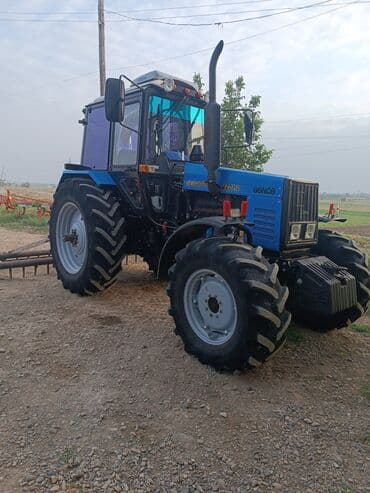 Alfa Romeo: Belarus 1221.2 traktoru - Güc sinfi: 120 a.g. (təxmini model 1221.2) — 3