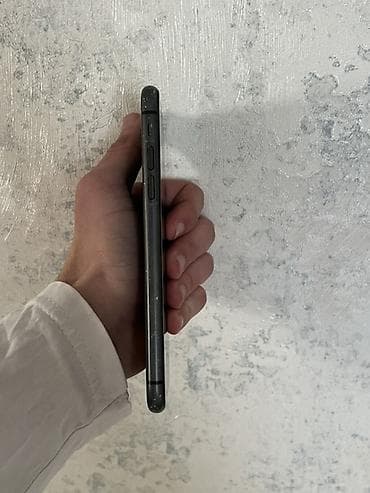 24 ekran tv: IPhone 11, 128 GB, Qara, Barmaq izi, Simsiz şarj, Face ID — 4