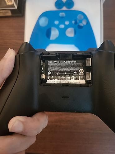 Elektronika: Xbox axırıncı nesil XS pultu orginal ve yenidir.Bluetooth bağlantısı — 4
