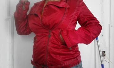 qırmızı kupalnik: Dolca qabana kurtka .parcasi suruwken atlasiviydir.astari var.teze — 4