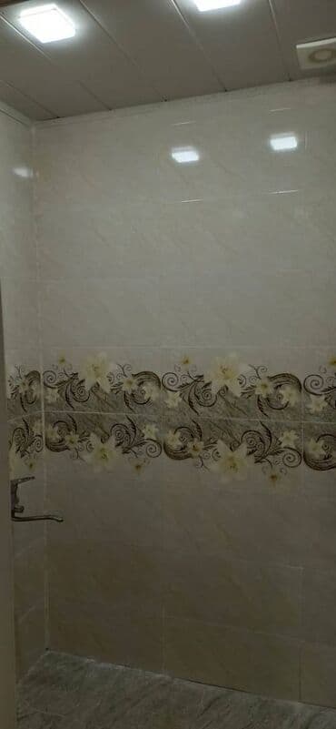 9 ci mikrorayon satilan evler: Bakı, 2 otaqlı, Köhnə tikili, m. Xalqlar Dostluğu, 40 kv. m — 9