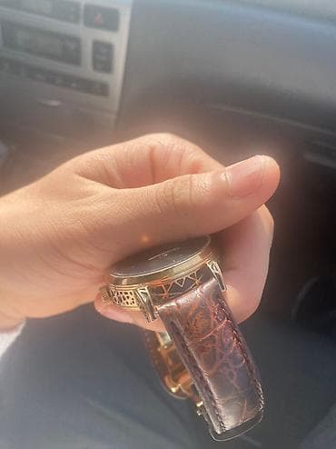 Smart qolbaqlar: İşlənmiş, Qol saatı, rəng - Qızılı — 6