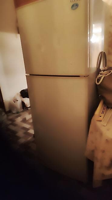 İşlənmiş 2 qapılı Samsung Soyuducu Satılır, rəng - Ağ, Təkərli