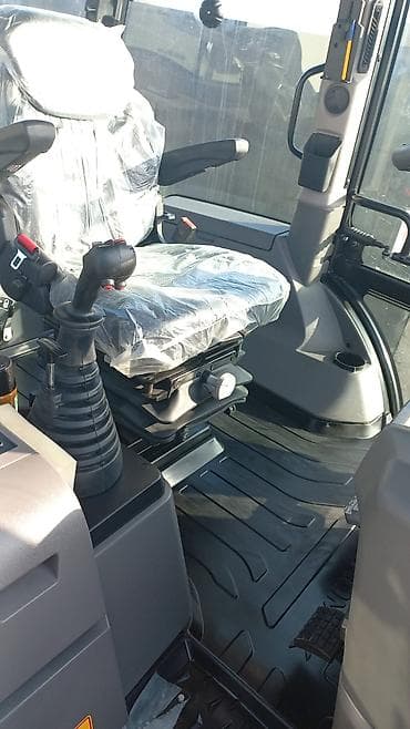 yağ filteri: Hidromek HMK 102B (2025 model) Texnika ideal vəziyyətdədir, tam saz və — 9