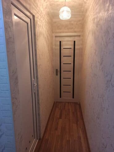 sarayda kiraye: Nizani rayonu Neftçilər,xalqlar metrosunun yaxınlığında köhnə tikili 5 — 15