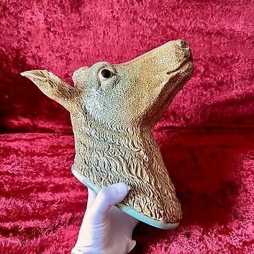 Kuznetsov Heyvan başı formasında antik fajans/keramika dekor fiquru -