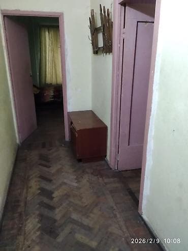 Otaqlar: 8 mkr 5/4 mertebesinde 2 otaqli ev 350 ev oğlanara verilir_0514857446 — 8