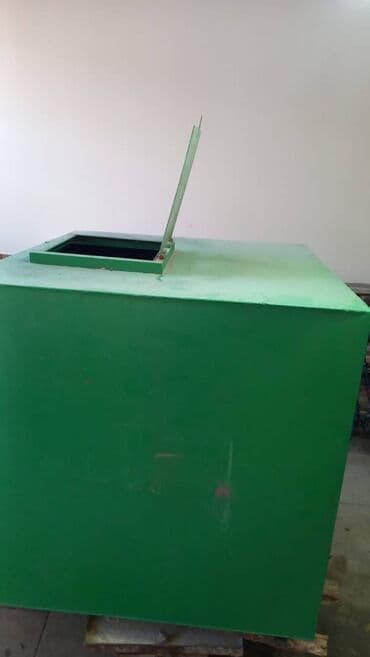 ev əşyaları işlənmiş: Salam 1.700 litr həcmli su çəni satılır. 3 lük dəmirdən düzəlib. Köhnə — 3