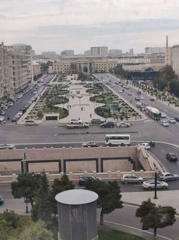 mingecevir kiraye: Gənclik metrosuna 5 dəq məsafədə.Genclik mallin sirasinda . idman — 4