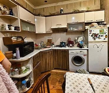 Mətbəx mebel dəsti – künc planlı - Üst və alt modullar: krem rəngli