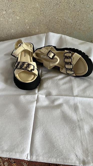 bas: Ölçü: 37, Yeni — 1