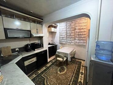 ev alıram: Bakı, 4 otaqlı, Köhnə tikili, m. Xətai, 100 kv. m — 12