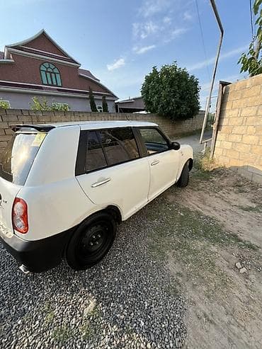yan guzgu s: LIFAN Smily (320): 1.3 l | 2013 il Sedan — 6