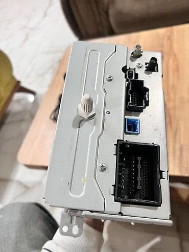 manitor kia: Monitor, Cihaz paneli, LCD displey — 6