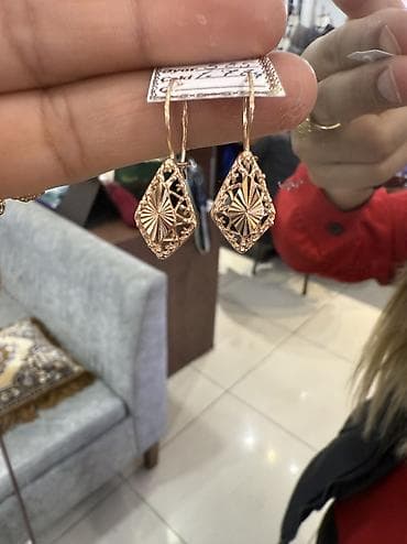 Sırğa, Sarı qızıl, 585 Əyar, 178 g