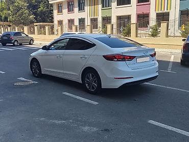 avtomobil kondisioner: Hyundai Elantra: 1.6 l | 2016 il Hetçbek — 5