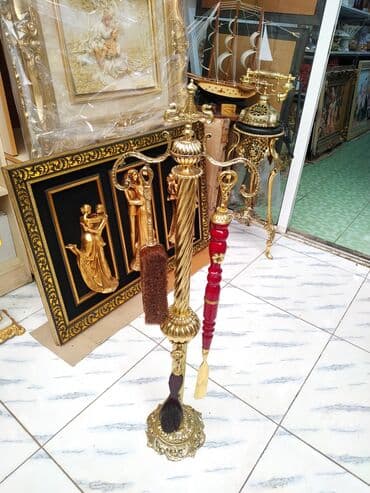 Material bronza,yenidir. 1 eded var