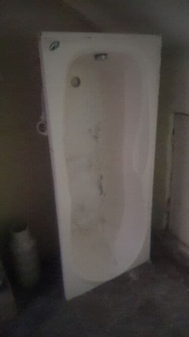 перегородка для ванны: Akril vanna – klassik ağ rəngdə, tək nəfərlik. Oval daxili forma — 1