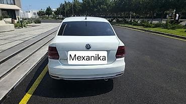 4 teker: Volkswagen Polo: 1.6 l | 2017 il Sedan — 1