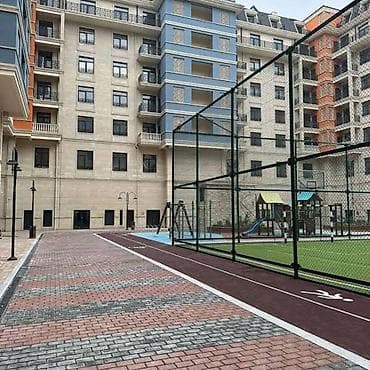 Mənzillər: İcarəyə verilir 3 otaqlı yeni tikili 113 m², Ağ şəhər q. Kateqoriya — 1
