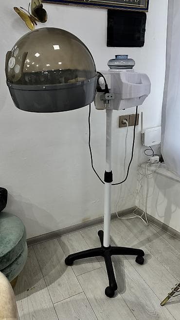 doşəmə boyası: Baxım aparatı satılır. Tam yenidir. 150 azn — 2