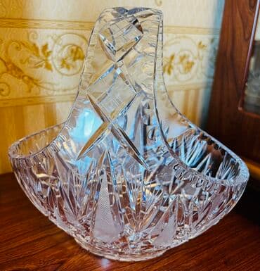 Mətbəx aksesuarları: Xrustal sebet Qiymeti 55 manat Qulpunda az defekt var Tutacaqlı, zərif — 2