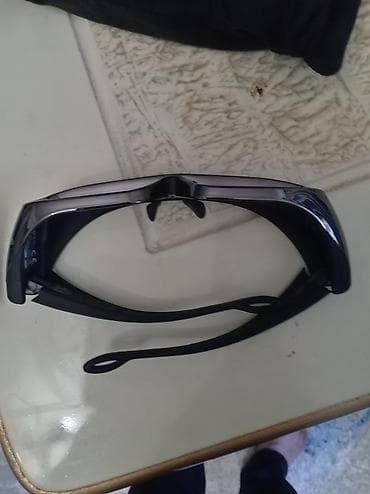 Məhsul: Sony 3D aktiv şüşəli eynəklər Xüsusiyyətlər: - Marka: Sony - — 2