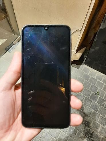 islenmis telfon: Samsung Galaxy A15, 128 GB, rəng - Bənövşəyi, İki sim kartlı — 4