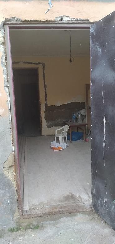 nzs de satilan evler: Binəqədi qəs. 2 otaqlı, 60 kv. m, Orta təmir — 3