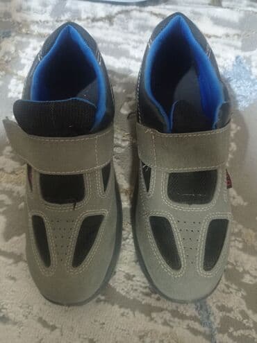 bot ayaqqabı: 42 razmer — 2